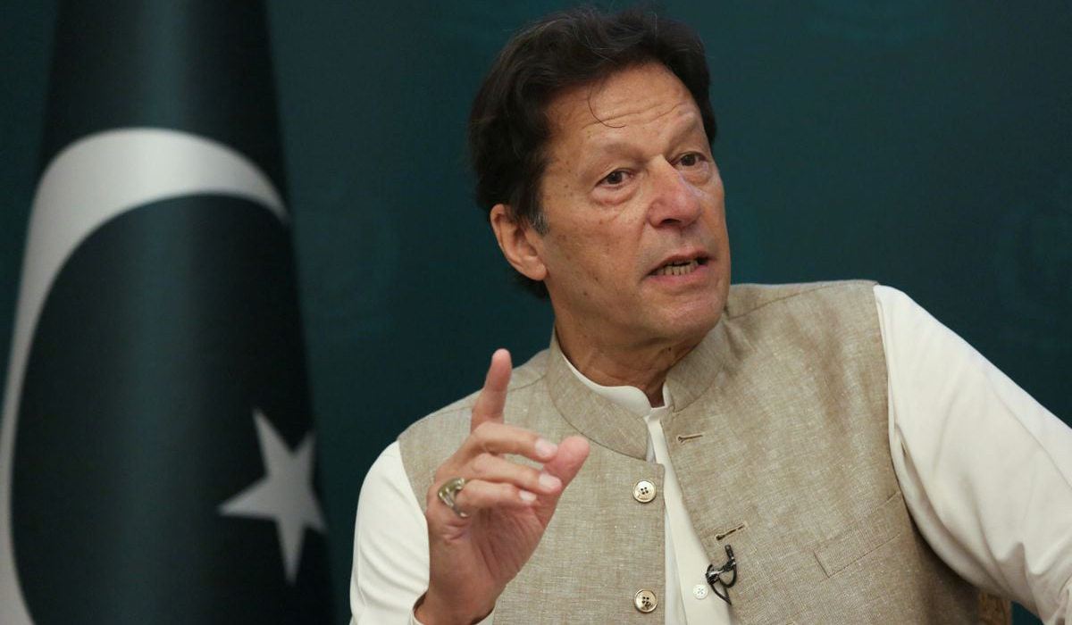 Ex-Pakistan PM tells BBC crackdown on party is 'untenable'